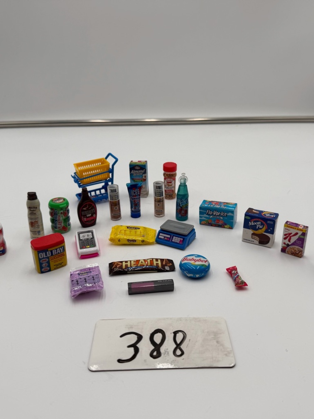 Zuru Mini Brands Toy Lot Grocery Food Accessories Dollhouse Shopping Set